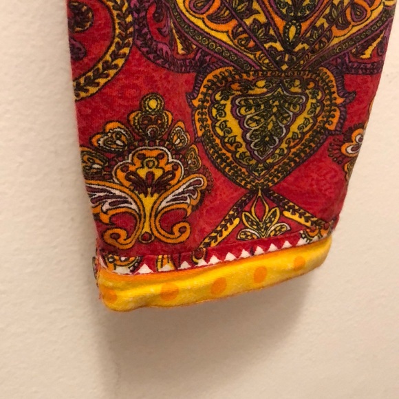 Boho Patterned Capri Length Leggings - Picture 7 of 12